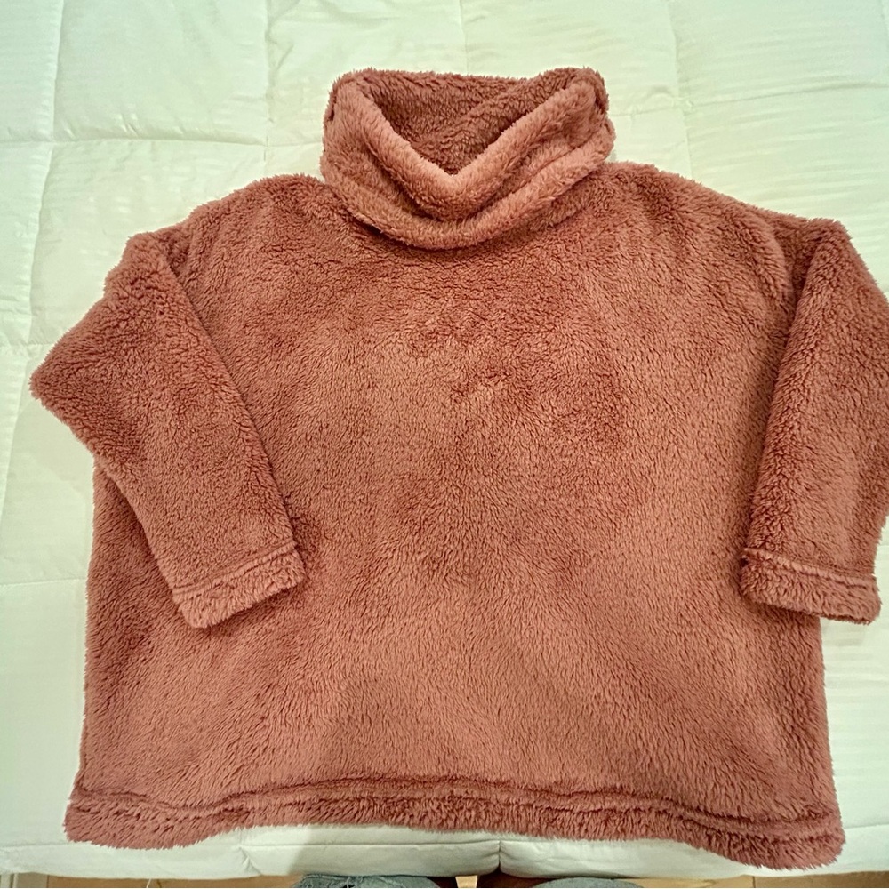 CAbi Pink Turtleneck Sweater Cozy Oversized Fit